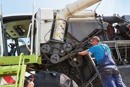 Качественный ремонт гидронасоса экскаватора